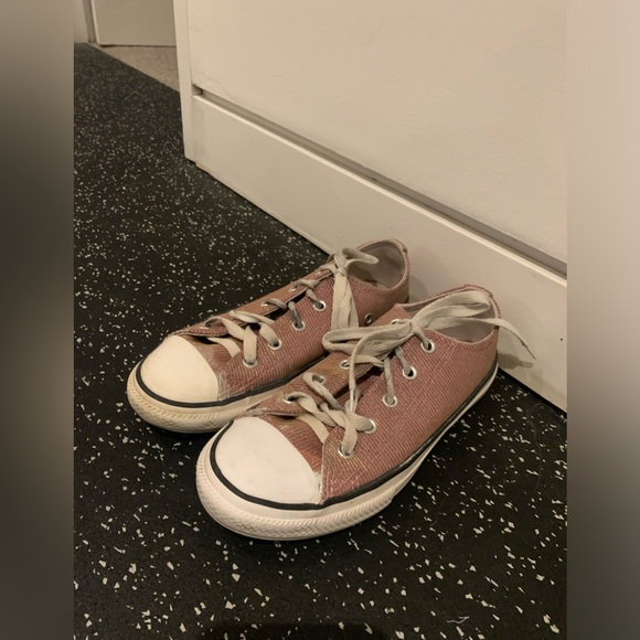 Converse all star girls shoes size US 2 pink and gold - Picture 3 of 4